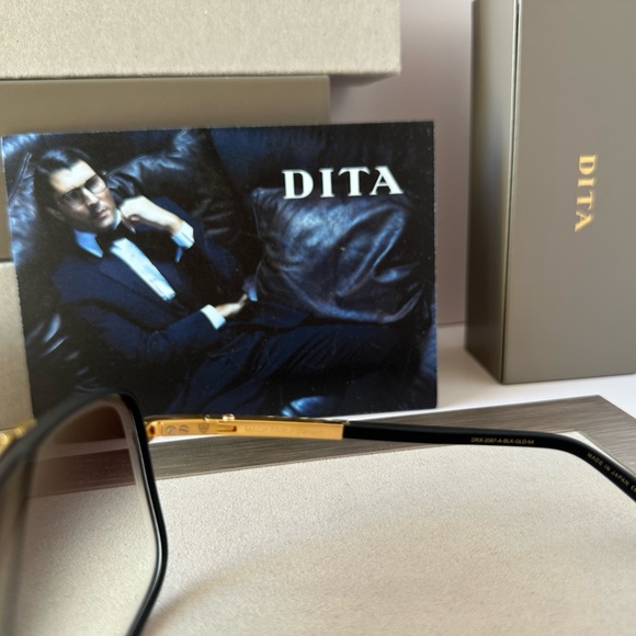 DITA Mach Five DRX 2087-A Matte Black Yellow Gold 18K / Gray Gradient Sunglasses - Picture 11 of 12